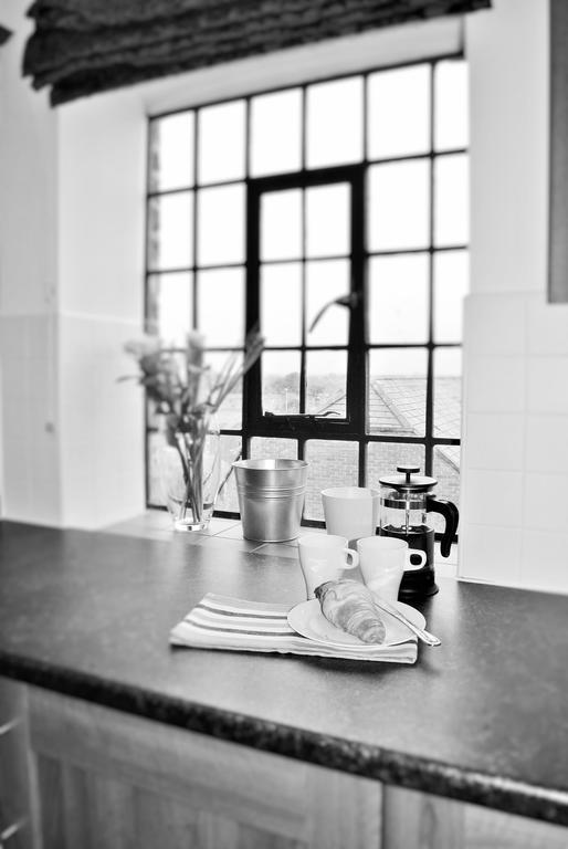 Oyo Approved Serviced Apartments Steam Mill Chester Exterior foto
